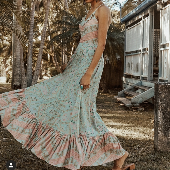 25. NWT Spell & the gypsy Collective city lights maxi - Picture 2 of 10